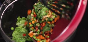 Vegan Thai Salad Recipe: A Healthy & Delicious New Year's Dish