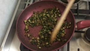 Spicy Masala Bhindi Fry: Easy Okra Recipe for Beginners