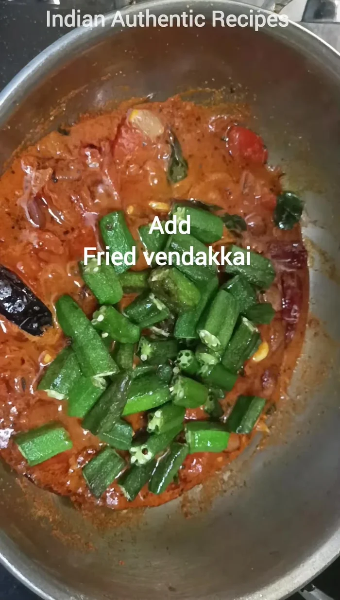 Add the fried mung beans and mix well. Add more water if needed.