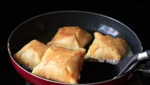 Egg Puffs Without Oven: Easy Bakery Puff Recipe