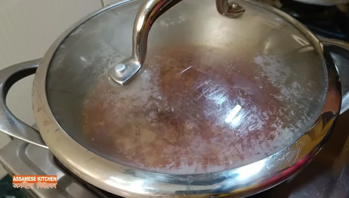 Add the fried cheese pieces to the pan. Mix well and cook for 5 minutes.