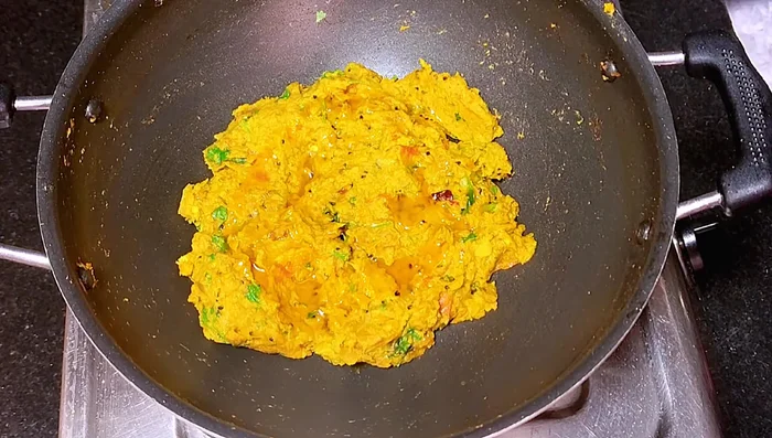 Stir in raw mustard oil for extra flavor.