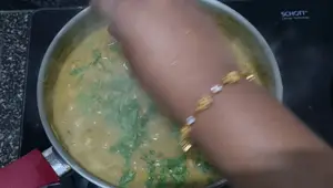 5-Minute Mushroom Gravy Recipe: Easy & Tasty Indian Side Dish