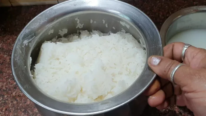 Let the rice cool completely. [155.2]