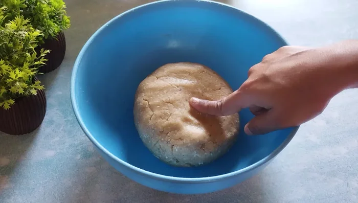 Cover the dough and let it rest for 10-20 minutes.