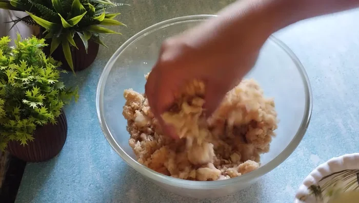 Add chopped cashews and almonds (optional) and mix well.
