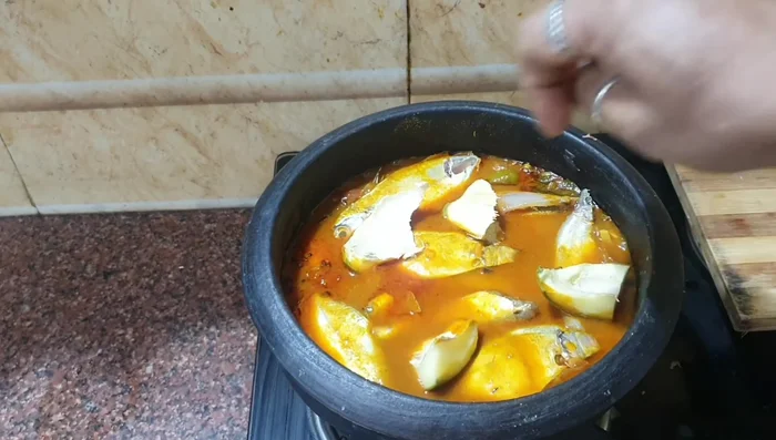 Add a little mango (optional).