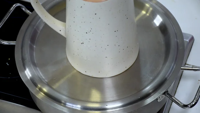 Cover and simmer on low flame for 10 minutes, or until steam is released.