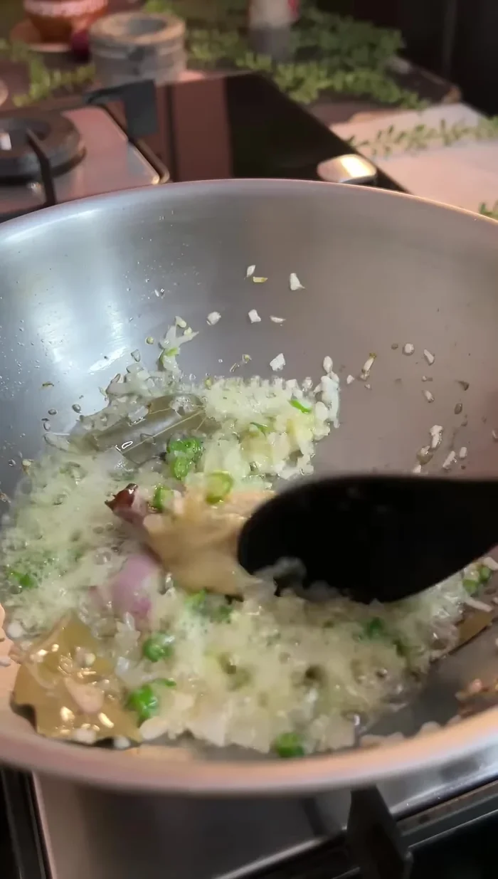 Add ginger-garlic paste.
