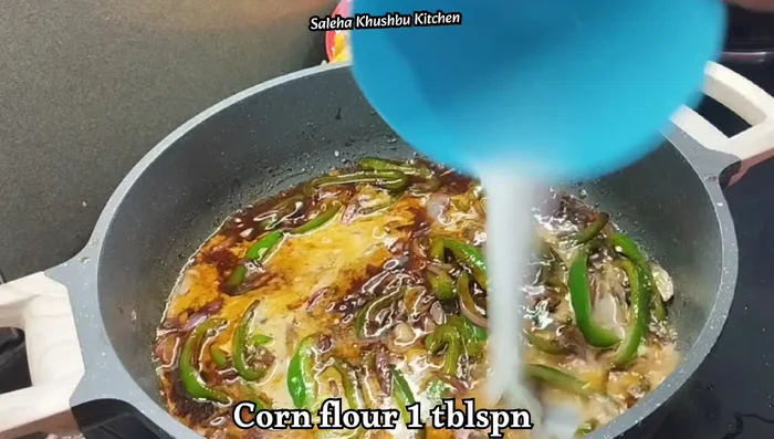Dissolve corn flour in water and add to the sauce. Cook until thickened.