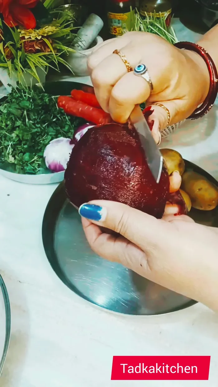 Peel and grate the cooled beetroot and potatoes.