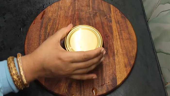 Cover the jar and for three consecutive days, open the lid slightly to release gas, then close it again.