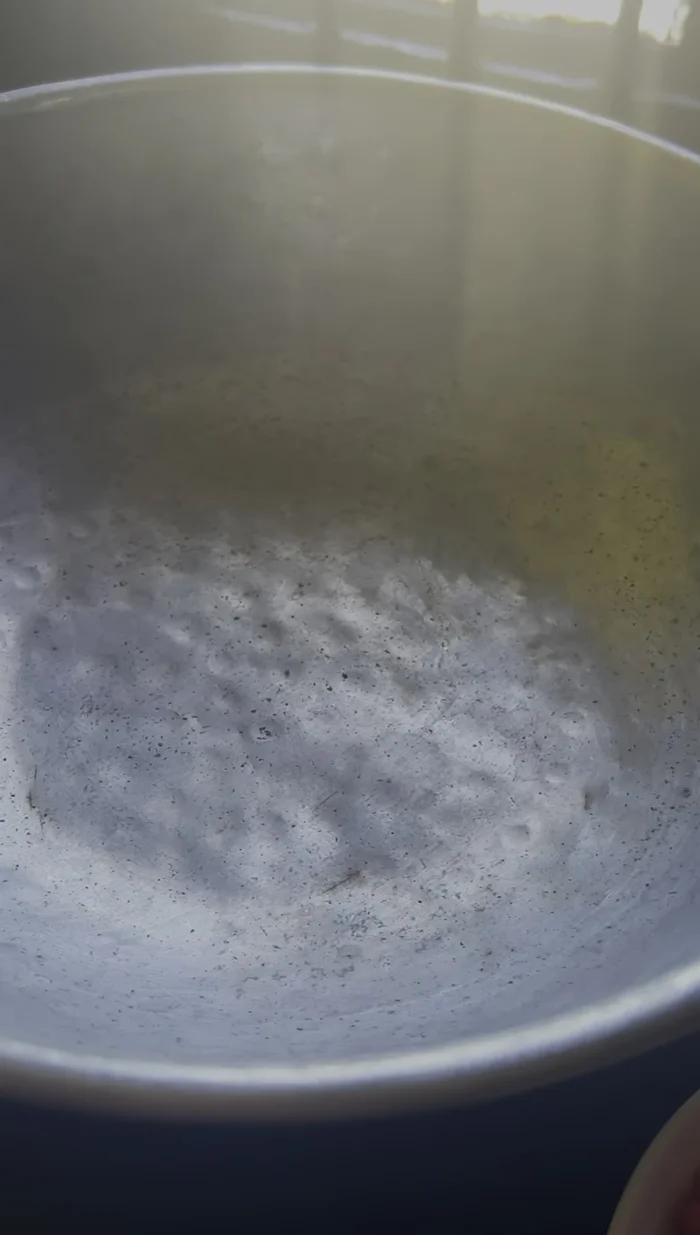 Heat oil in a large pan/kadai.