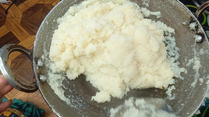 Turn off the gas and let the mixture cool for 15 minutes.