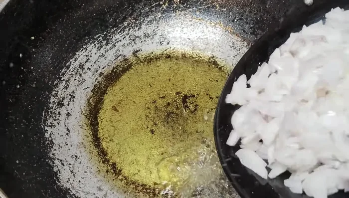 Add chopped onions and fry for 4-5 minutes.
