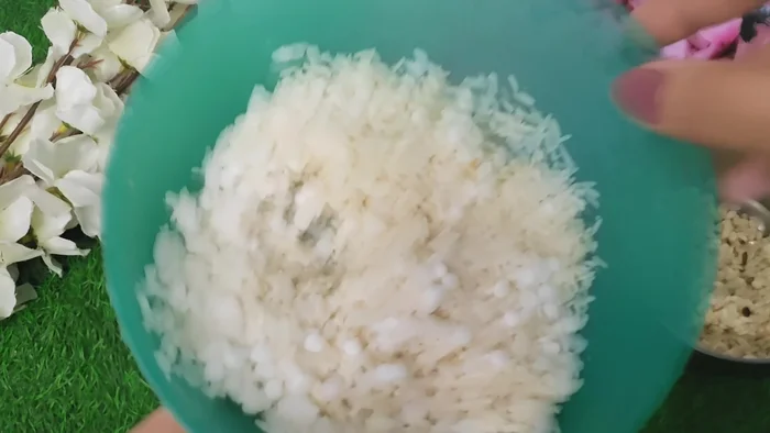 Soak urad dal for 1-1.5 hours. Soak rice, poha, and sago separately for 1.5 hours.