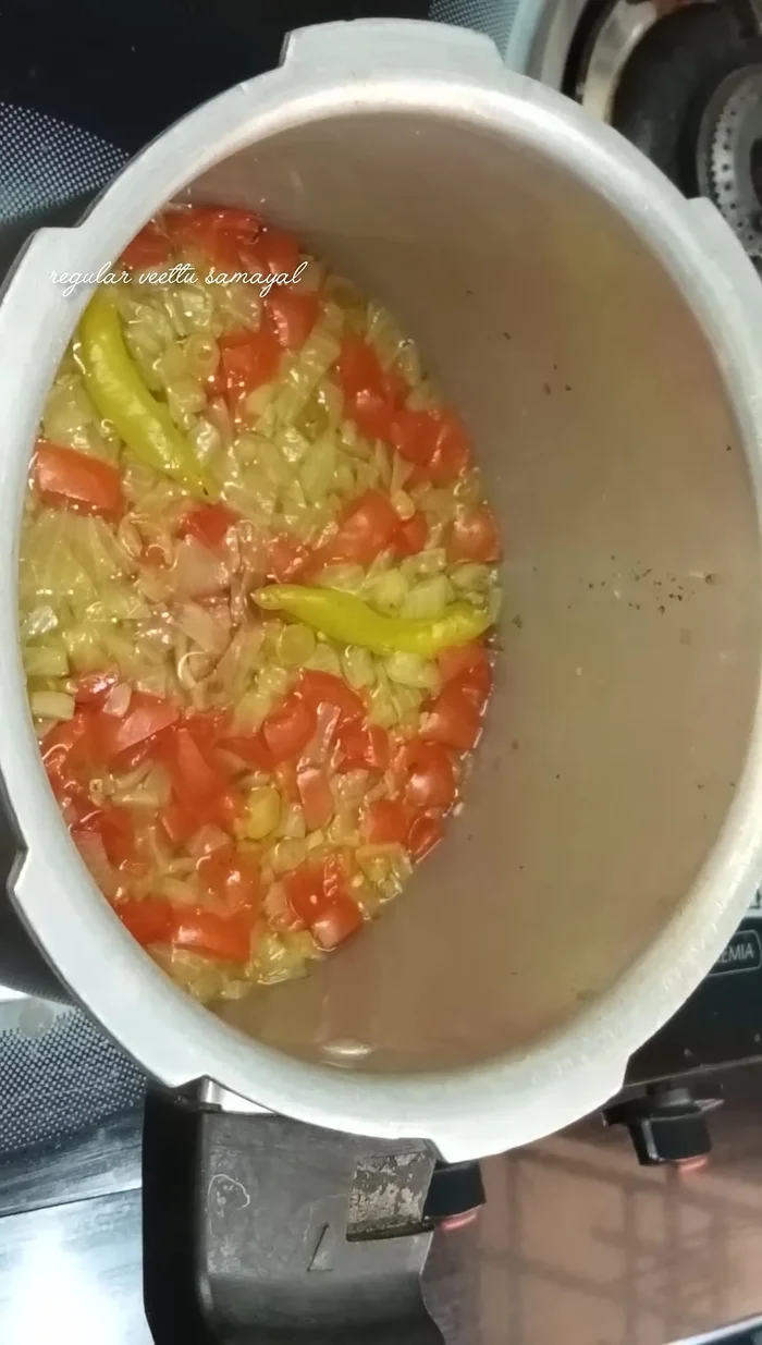 If the curry is not thick enough, cook for 5 whistles and then mash the peas until smooth.