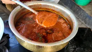 Kashmiri Tamatar Paneer: A Creamy, Spicy Delight