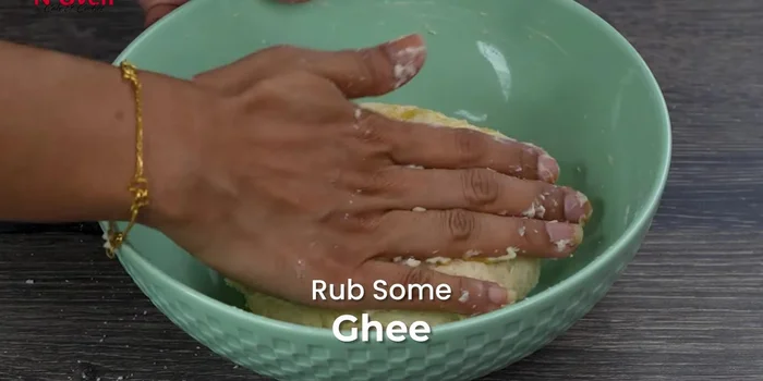 Drizzle a little ghee on top and let it rest for 10 minutes.
