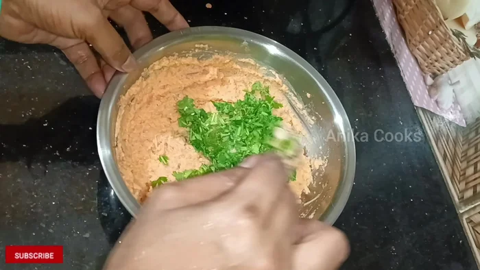 Add finely chopped coriander leaves (optional) and mix.