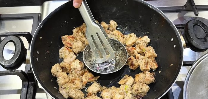 Add smoky flavor: Place a bowl in the center of the pan, add burning coal and oil, cover, and let it smoke for 5-10 minutes.
