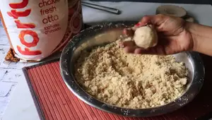 Delicious Wheat Flour Laddu Recipe (Godhumai Laddu)