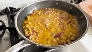 30-Minute Creamy Yogurt Chickpea Curry (Dahi Chole)