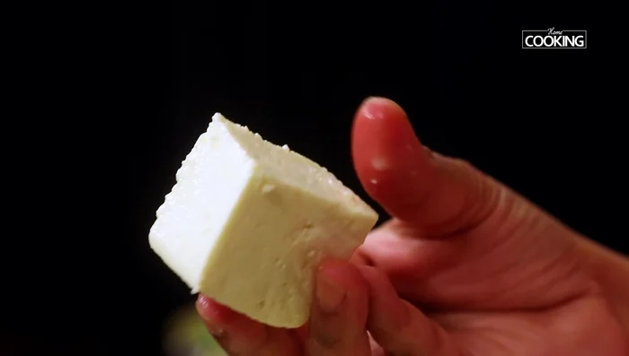 Cut paneer into large pieces. Add paneer, capsicum, tomato, and onion wedges to the marinade. Mix well to coat.