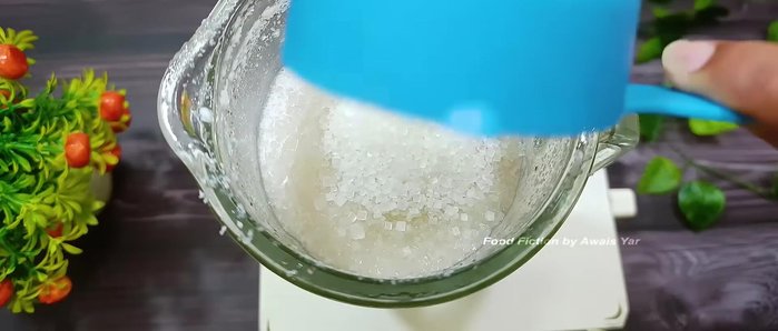 Add half a cup of sugar and blend again at high speed.
