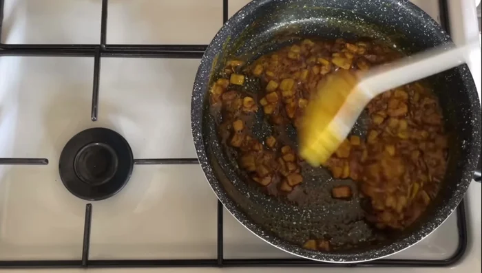 Transfer the spice mixture to the slow cooker. Set the slow cooker to high.