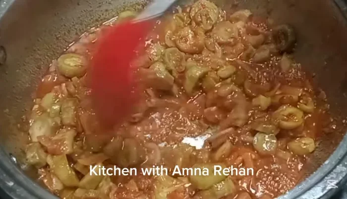Cover and cook on low heat for 5-6 minutes, stirring occasionally to prevent burning.