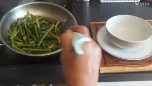 Asparagus Stir-Fry & Refreshing Drink: A German-Inspired Recipe