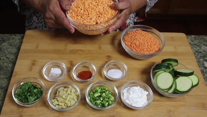 Rinse and soak masoor dal for at least 30 minutes. Then blend until smooth, adding little water as needed.