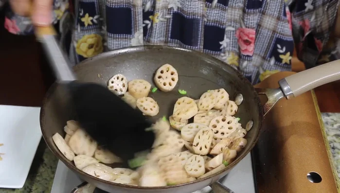 Mix well and cook for a few minutes until the flavors blend.