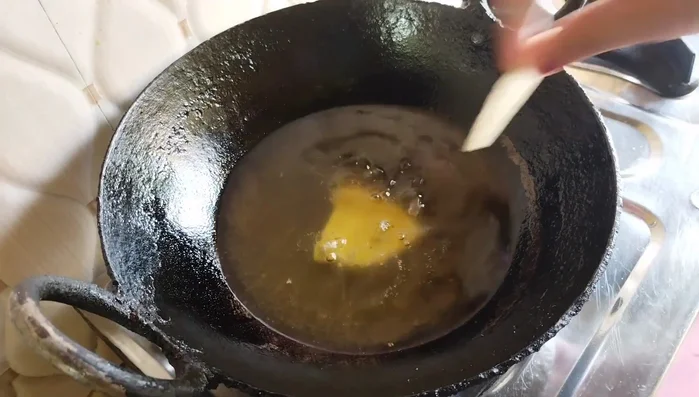 Heat oil in a pan. Fry the nimki on low heat until golden brown, turning occasionally. This takes about 4-5 minutes per batch.