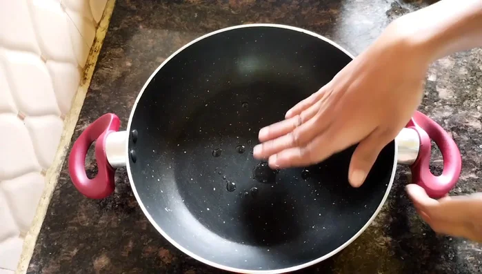 Grease a pan with oil and line with butter paper or dust with flour.