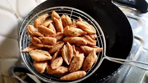 Crispy Mathri Recipe: Easy No-Roll, 6-Month Storage