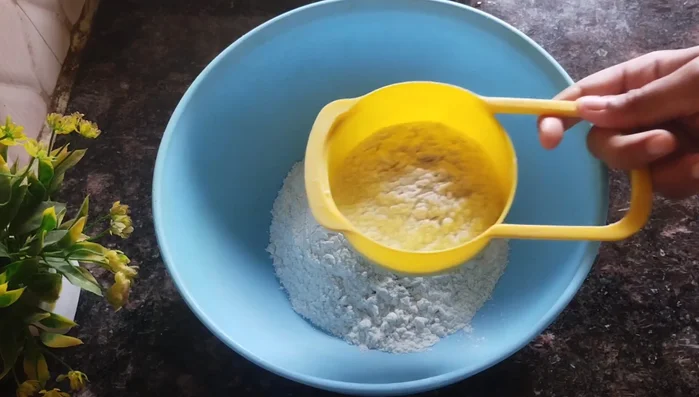 Combine flour, celery, kasuri methi, salt, sesame seeds, and oil in a vessel. Mix well, rubbing the oil into the flour until it resembles breadcrumbs.