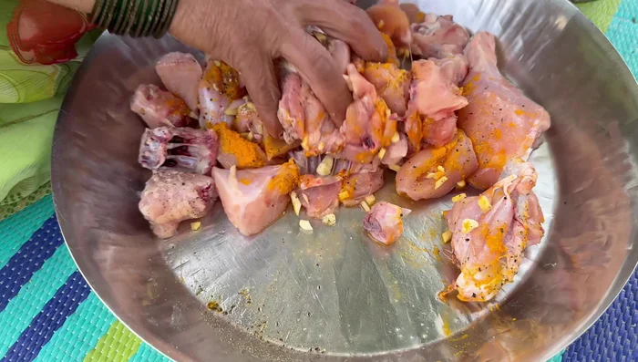 Mix well to combine the flavors.