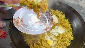 Egg Maggi Recipe: Quick & Easy Spicy Noodle Dish