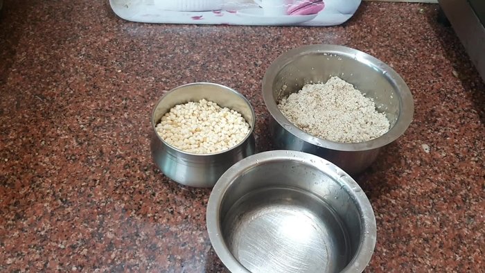 Mix barnyard millet flour with water to form a smooth batter. Add salt.