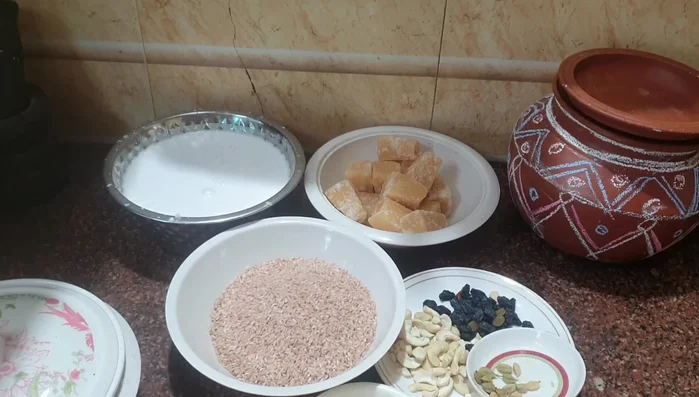 Combine the ingredients in a new pot. The exact proportions are not specified in the video transcript.