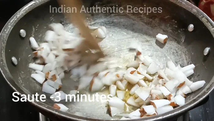Further preparation steps of the recipe (This step is inferred as it's between foreign language phrases)
