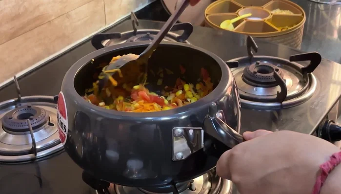 Mix well and add water (750ml).