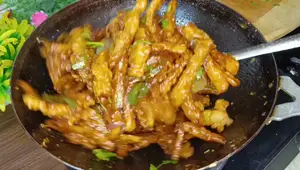 Crispy Honey Chilli Potatoes: Easy Indian Snack Recipe