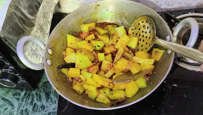 Add the pumpkin cubes.