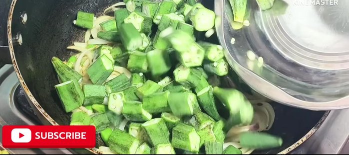 Add the chopped okra and fry it well in oil on low flame while stirring for 2-3 minutes.