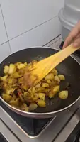 Spicy Aalukke Kutke Recipe: Uttarakhand's Delicious Potato Fry