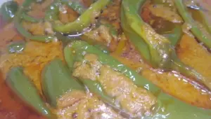 Spicy Hyderabadi Green Chili Curry Recipe