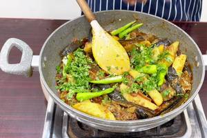 Spicy Potato and Eggplant Curry Recipe (Aloo Baingan Sabzi)